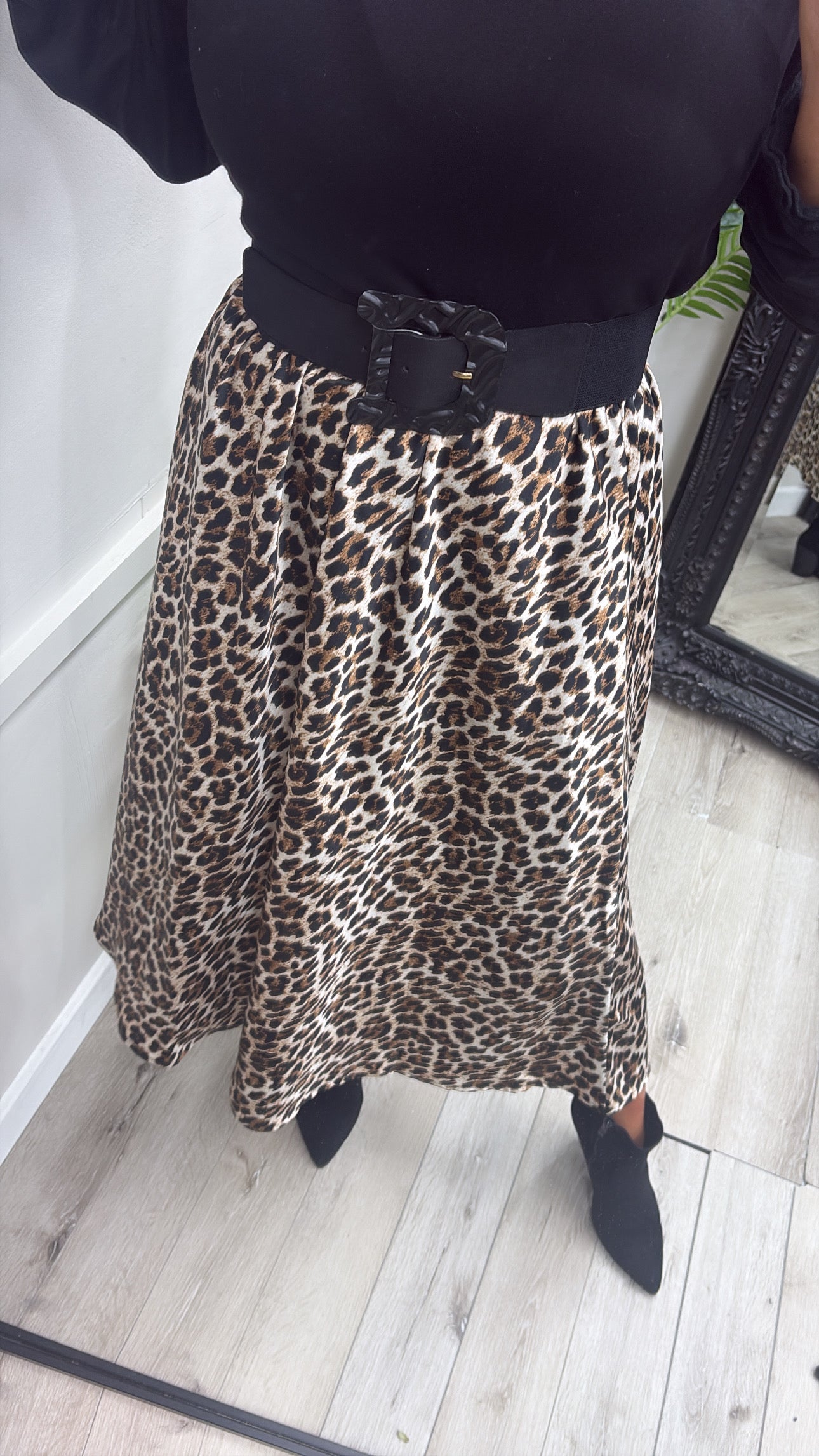 Lara Satin Skirt - Leopard