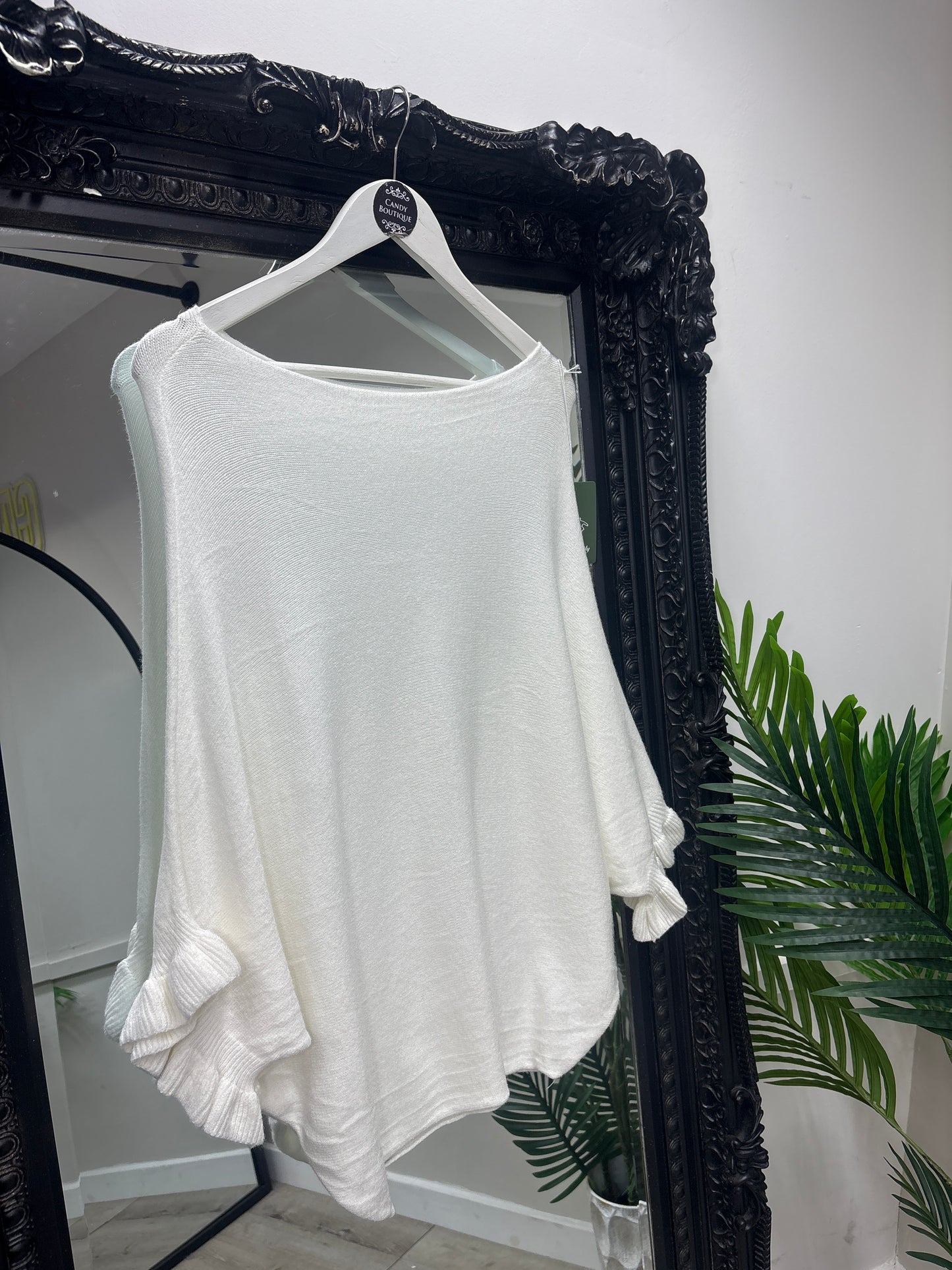 Hollie Frill Arm Knit