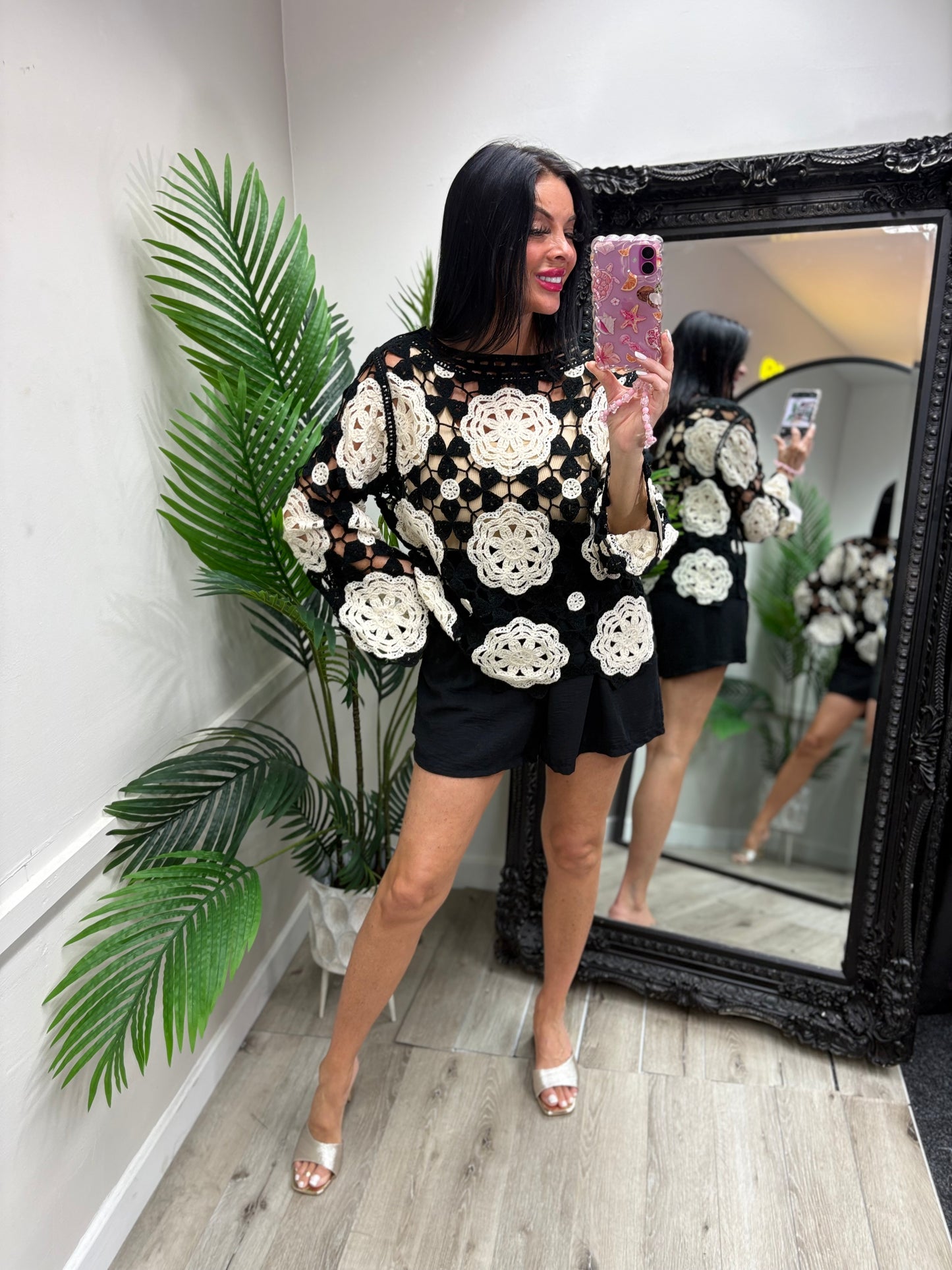Lizzie Shorts - Black