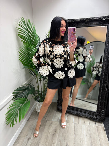 Lizzie Shorts - Black