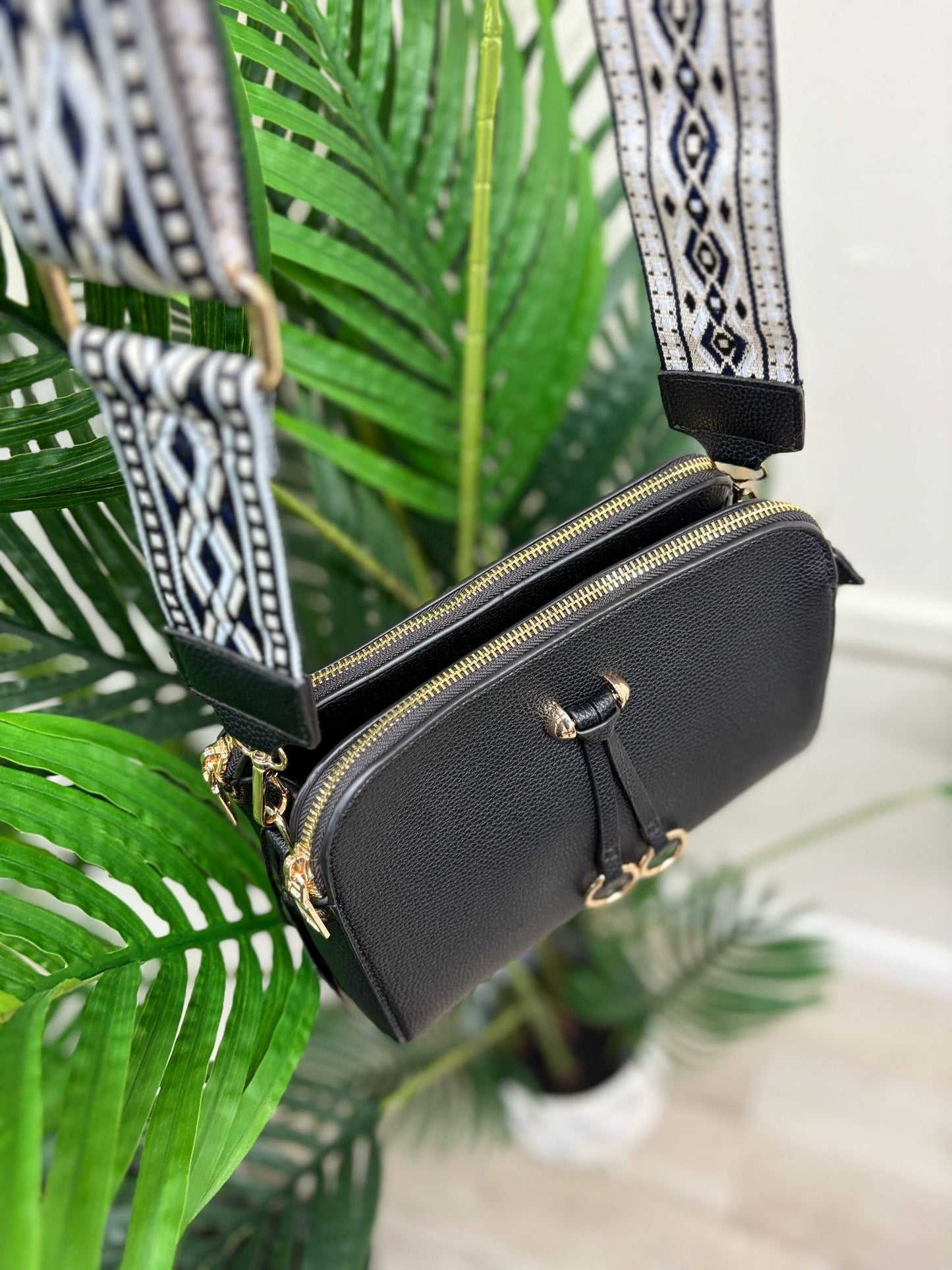 Nora Cross Body Bag - Black