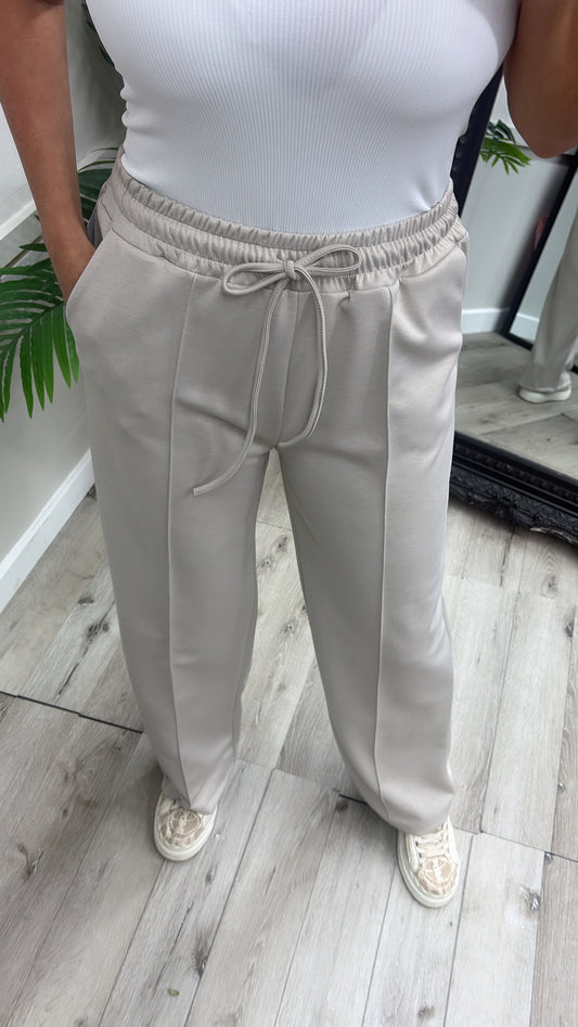 Lucy Joggers - Cream