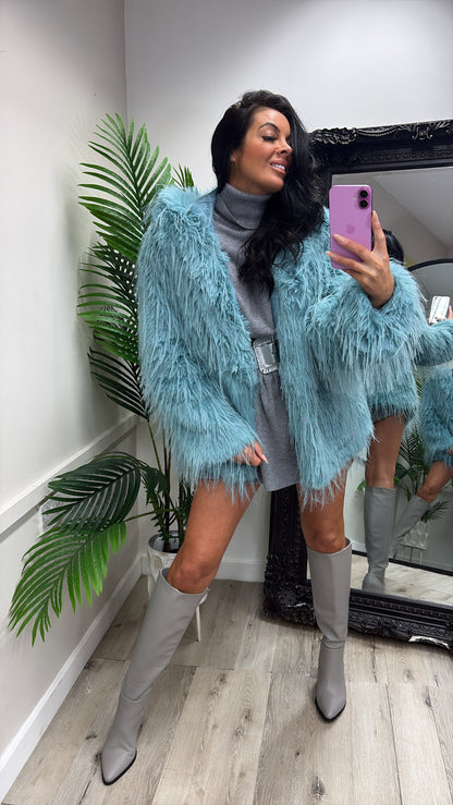Fluffy Coat - Blue