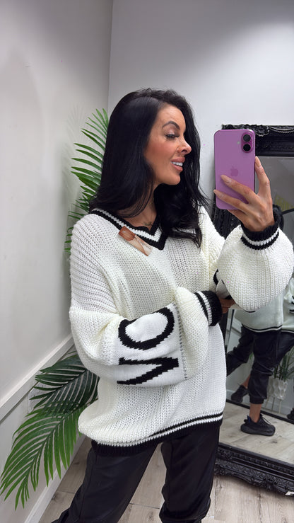 Love Jumper - White