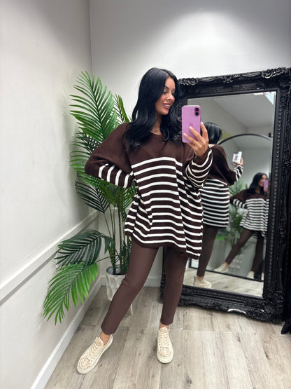 Betsy Oversized Stripe Jumper - Chocolate